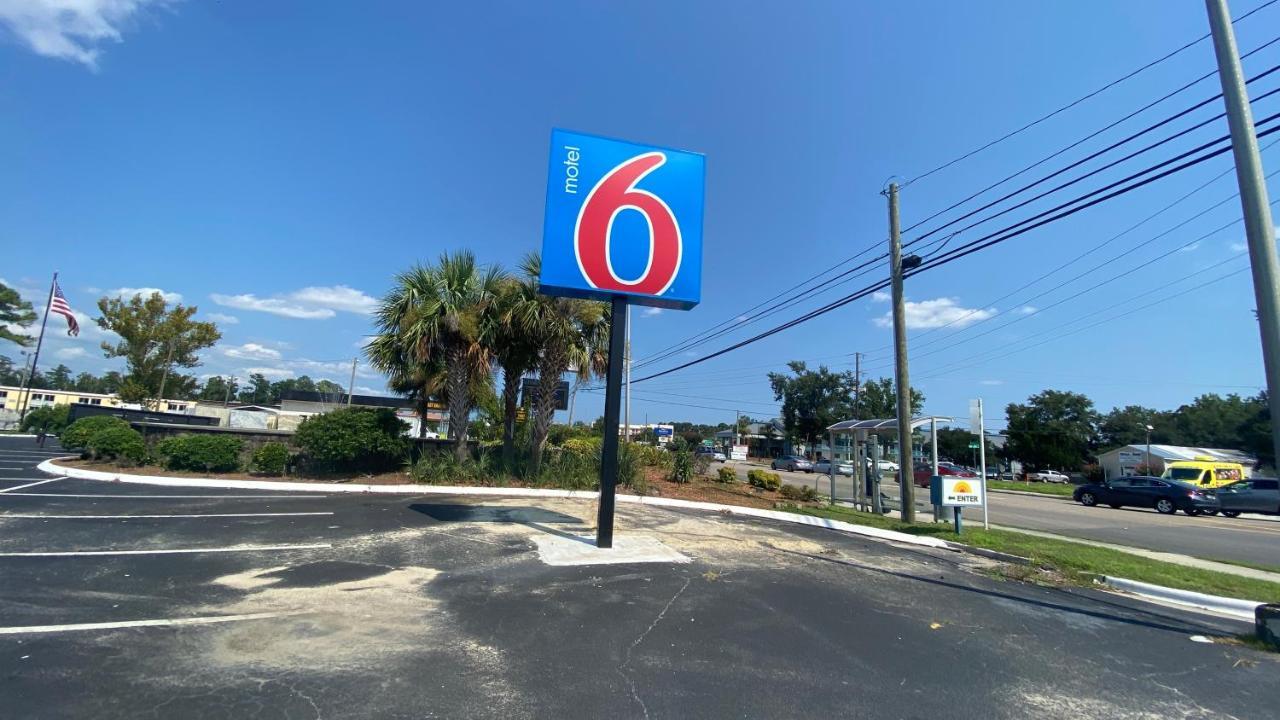 Motel 6 Wilmington, Nc - Market Street ภายนอก รูปภาพ