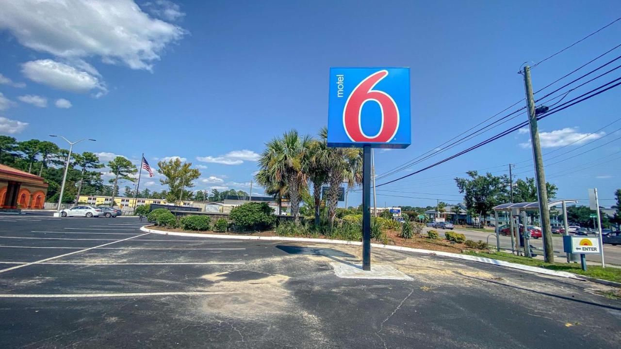 Motel 6 Wilmington, Nc - Market Street ภายนอก รูปภาพ