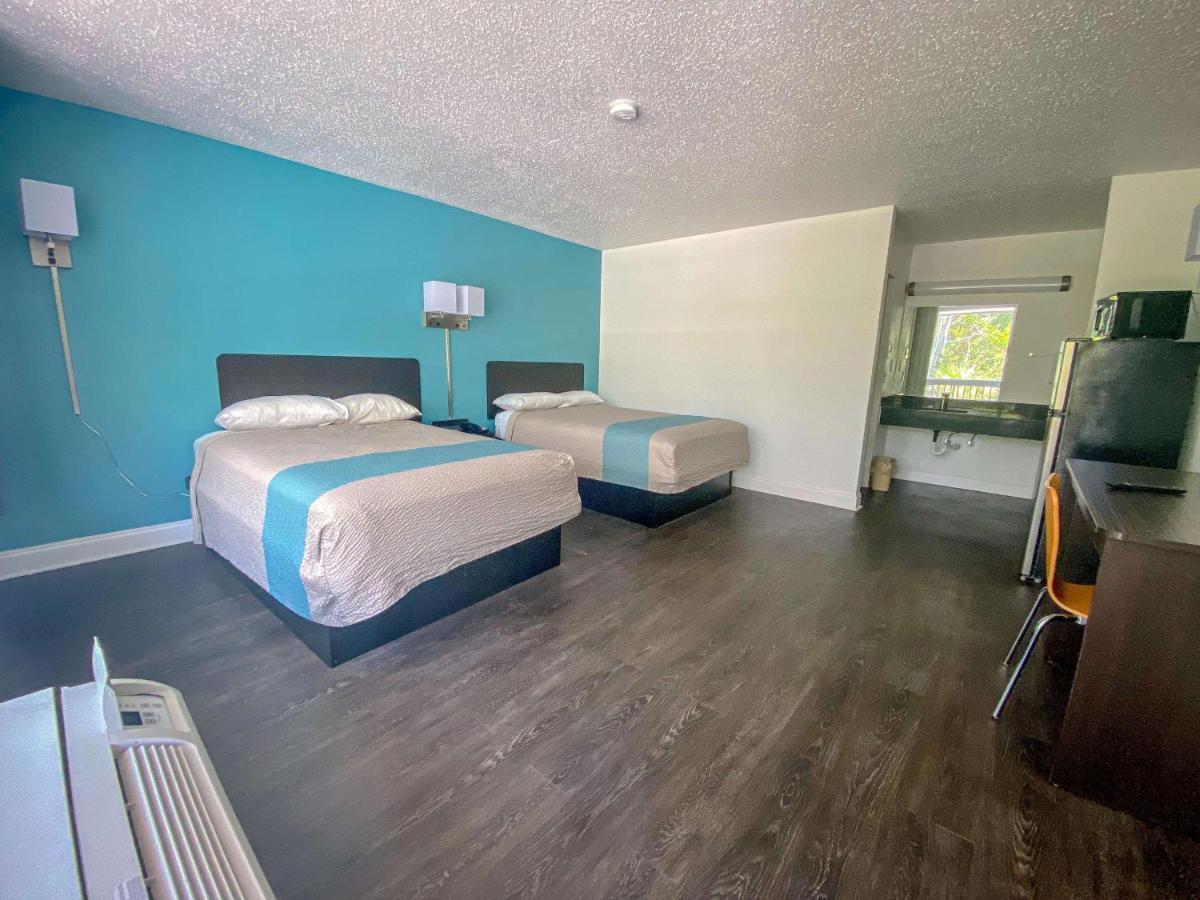 Motel 6 Wilmington, Nc - Market Street ภายนอก รูปภาพ